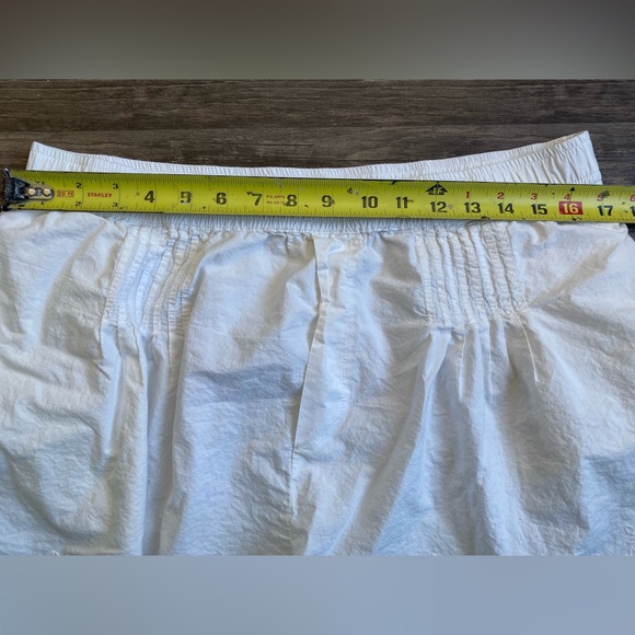 Anthropologie Pintuck Lace Shorts Size L - Picture 6 of 11